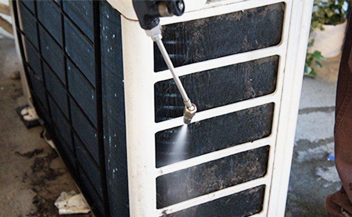 クリーニング流れ 室外機の汚れの掃除